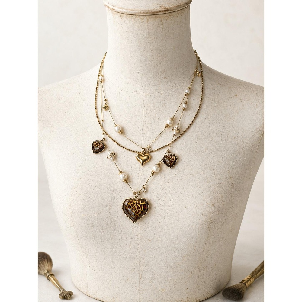 Vintage Betsey Johnson‎ Leopard Heart Layered Necklace Faux Pearl Charm Y2K